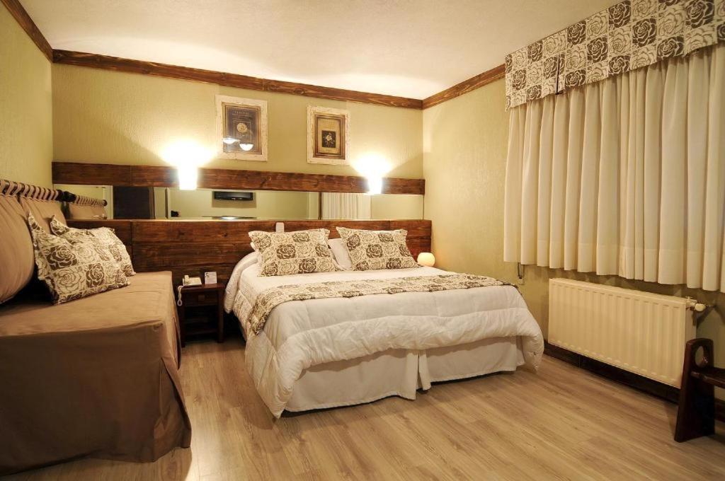 Master Suite Spa Bath