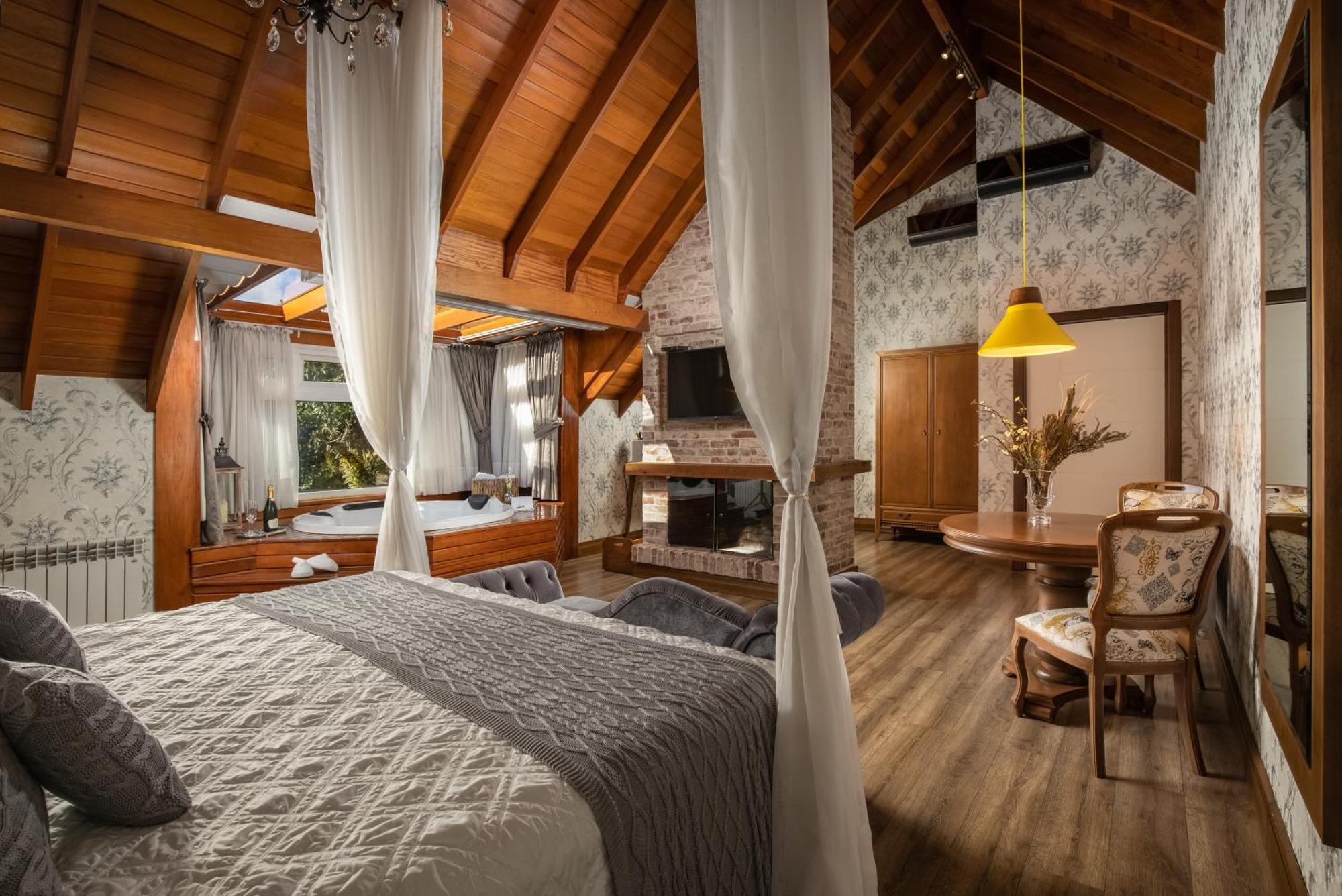 Suíte Superior com Cama King-size