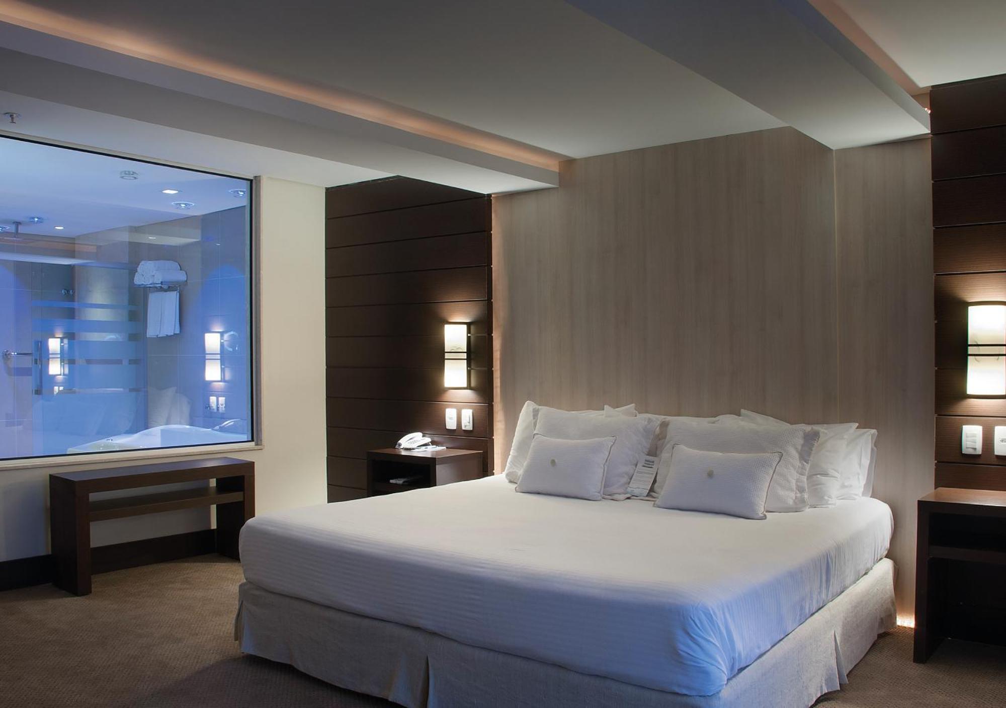 Junior Suite,1594689513:JPEG