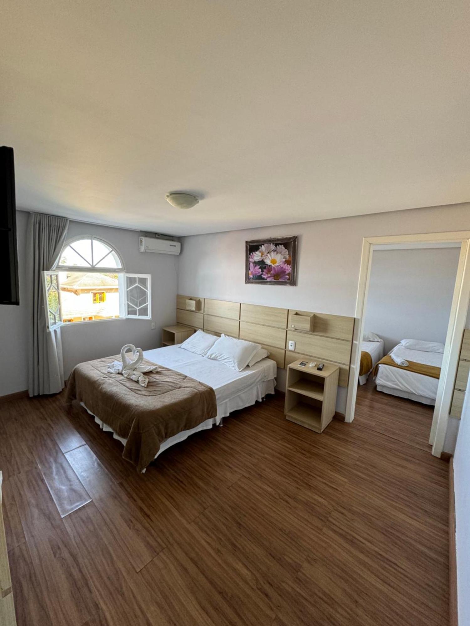 Standard Family Room,1717079688:JPEG