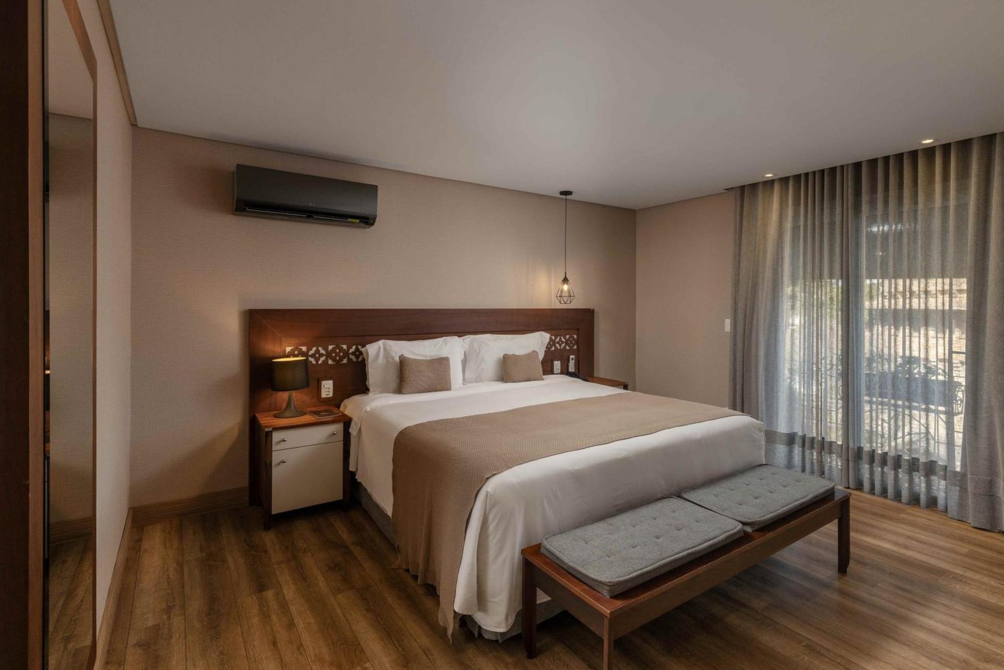 Luxury Superior Room