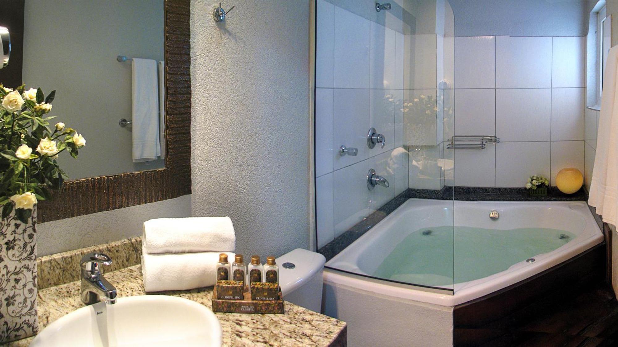 Premium Suite Spa Bath,1206219016:JPEG